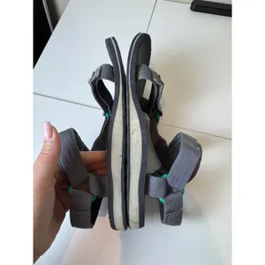 Teva Original Universal Sandals Women Size 8 Gray Strappy‎ Sport Minimalist thumbnail 6