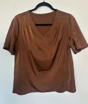 Motf Satin V-Neck Blouse Size S Brown Short Sleeve Top thumbnail 1