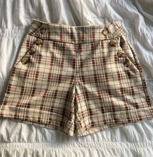 Cato BRAND NEW plaid Shorts thumbnail 1
