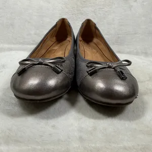 Vionic Minna Gunmetal Silver Snake Skin Ballet Flats Orthotic Size 7.5 thumbnail 4