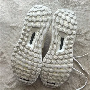 Adidas Women's Ultra Boost Pink and White Sneakers thumbnail 12