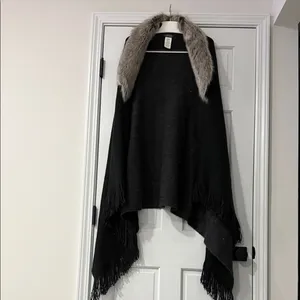 Lauren Ralph Lauren Removable Faux-Fur Collar Poncho thumbnail 2