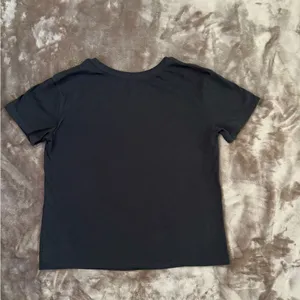 Disney T-Shirt Women’s Size M Princess Black Tee with Colorful Characters thumbnail 3