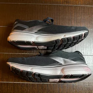 Brooks Ghost 15 Running Shoes Womens 10.5 Black Pink DNA Loft V2 Sneakers thumbnail 8