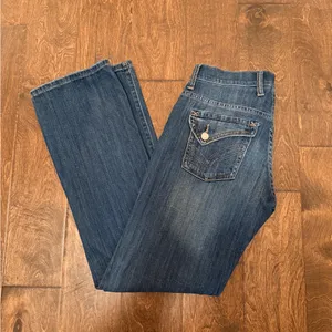 Lucky Brand NWOT Decorative Back Button Pocket Bootcut Jeans thumbnail 3