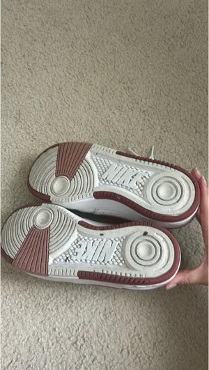 Nike Court Vision Low Sneakers Women’s 8.5 thumbnail 3