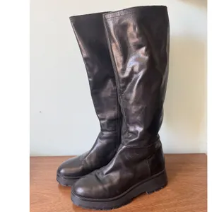 Vince Camuto 8.5 Leather Nettrio Knee High Riding Boot Chunky Plaform Biker 90s thumbnail 2