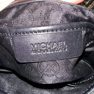 Michael Kors Satchel Susannah Leather Quilted Double Handle Large Black thumbnail 9