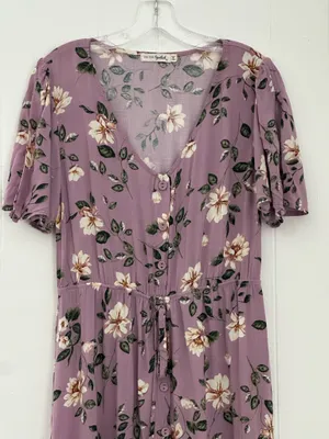 Live to be Spoiled Purple floral maxi dress Size XL thumbnail 3