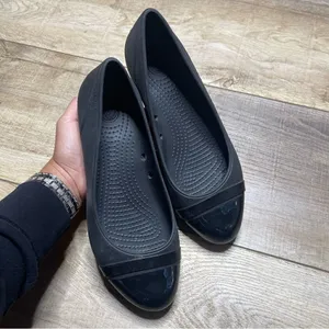 Crocs Flats Womens Size 8 Black Patent Shiny‎ Cap Toe Ballet Slip On Shoes 12300 thumbnail 8
