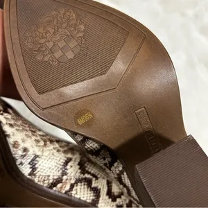 Vince Camuto Gigietta Snakeskin Ankle‎ Booties Pointed Toe Block Heel Tan 6M thumbnail 7
