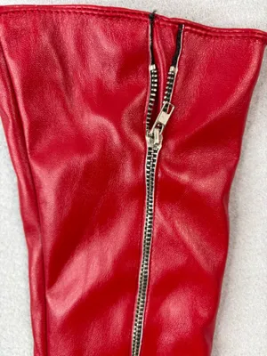 Beautiful Lipstick Red Long Faux Leather Zip Look Elbow Length Gloves thumbnail 3