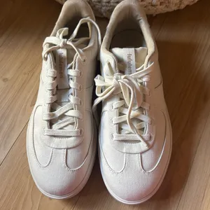 Lululemon Citycverse Sneaker thumbnail 2