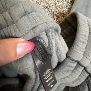 SKIMS Jogger sweatpants thumbnail 2