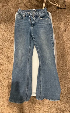 Adika Flared jeans thumbnail 1