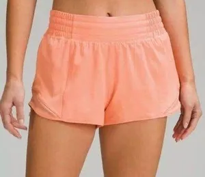 Lululemon Hotty Hot Short High-Rise 2.5” thumbnail 2