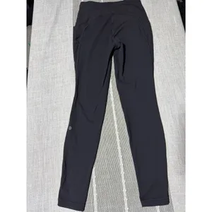 Lululemon High Rise Pant Black Size‎ 6 Leggings thumbnail 4