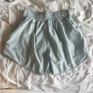 Lululemon Hotty Hot Shorts 4” thumbnail 2