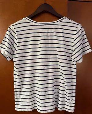 Vineyard Vines Women's 100% Pima Cotton Striped V-Neck T-Shirt‎ thumbnail 2