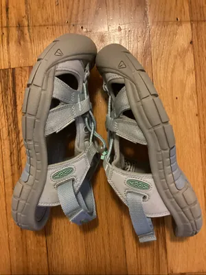 KEEN RAVINE H2 hiking water SANDAL size 7.5 thumbnail 4
