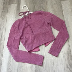 Princess Polly Top halter open long sleeve crop sparkly womens Pink (size 2) thumbnail 4