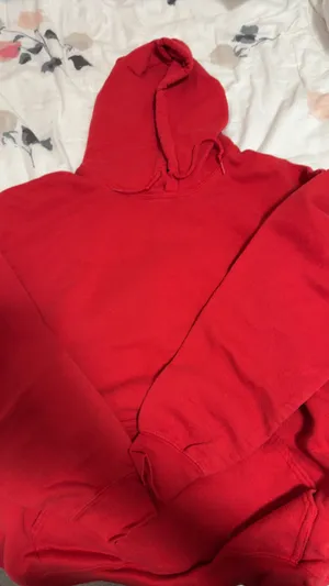 Red Hoodie Size M thumbnail 1