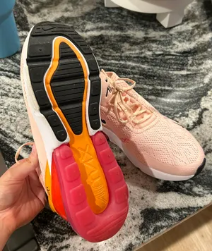 Nike Air Max 270 Shoes thumbnail 3