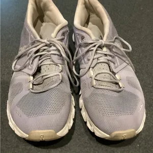 Women's Gray on cloud Athletic Shoes 7 thumbnail 1
