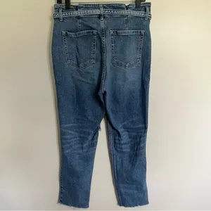 Hollister Jeans Curvy Ultra High Rise Mom Jeans Belted Raw Hem Size 7 Regular‎ thumbnail 13