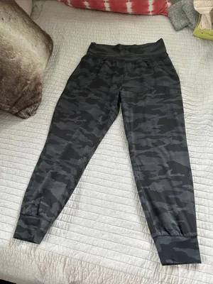 Athleta Salutation camo, gray, black jogger nylon comfy high rise pants L thumbnail 2