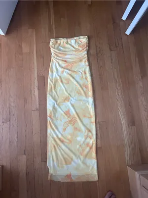 SheIn Strapless Yellow Floral Midi dress thumbnail 3
