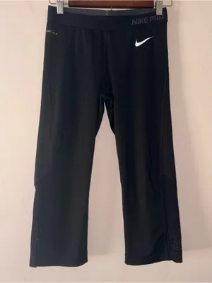 Nike pro black capri leggings M thumbnail 1
