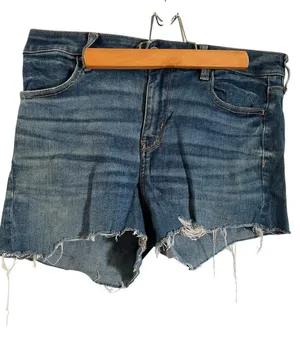 American Eagle Women’s Size 10 Hi Rise Cut Off Jean Shorts Denim Medium Wash‎ thumbnail 1