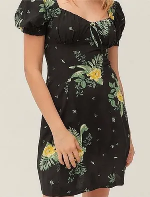 Urban Outfitters Milkmaid Floral Mini Dress Medium Puff‎ Sleeve Dark Romantic thumbnail 1