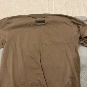 Fear of God Essentials Short-Sleeve Tee 'Wood' thumbnail 3
