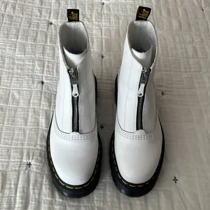 DR. MARTENS Jetta Zipped Sendal Leather Platform Boots in White Size 38 EU 7 US thumbnail 4