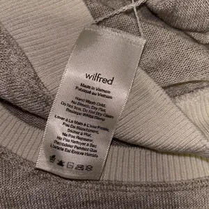 Wilfred aritzia women’s small‎ berri marled crewneck sweater thumbnail 7
