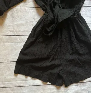 Anthropologie Francesca Balloon Sleeved Textured Romper Black Size XS thumbnail 11