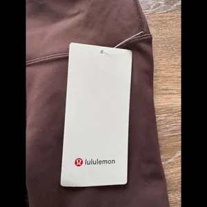 Lululemon Wunder Train High Rise 28” Espresso Size 0 NWT thumbnail 5