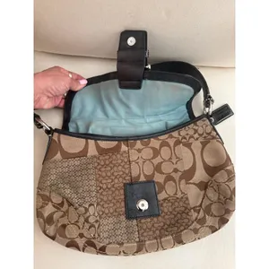 Vintage y2k Coach Soho Patchwork Hobo Bag Signature Jacquard Leather Trim Buckle thumbnail 7