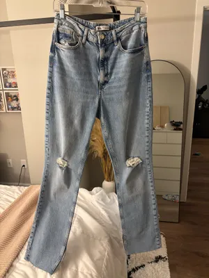 ZARA High-Rise slit flare jeans thumbnail 1