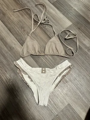 Bikinis Frankies x Sydney Sweeney Bikini set Tan thumbnail 1