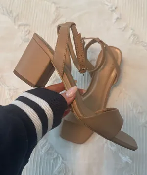 Target Nude heels thumbnail 1