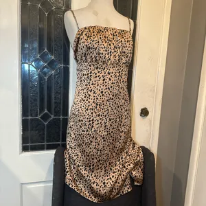 Leopard Print Slip Midi Dress – Cloud Ten Brown Size M thumbnail 3
