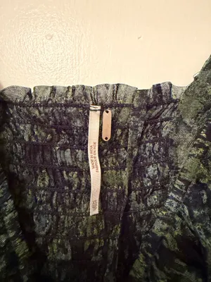Free People Navy and Green Floral Puff Sleeve Peasant Blouse thumbnail 3