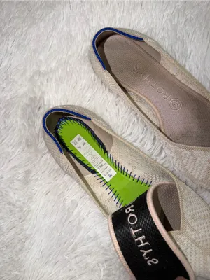 Rothy’s Pointed Toe Beige Flat Shoes Women size 8.5 Snakeskin thumbnail 3