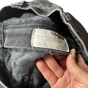 Vintage Wrangler Women’s High Waisted Black Jeans‎ thumbnail 11