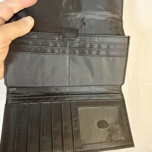 Unbranded Travel Large Trifold Leather Wallet - Black Preowned thumbnail 7