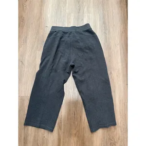 Lululemon Waffle Knit Wide Leg Crop Pants Charcoal Grey Textured Size 8 3778 thumbnail 2