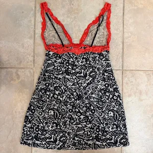 Victoria's Secret Black and White Slip with Orange Lace Trim Size Small thumbnail 5